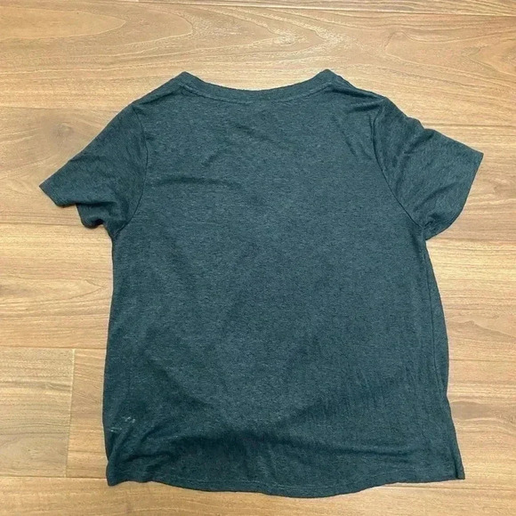 Bobeau short sleeve Caty t-shirt with knotted front size medium women’s - Picture 4 of 8